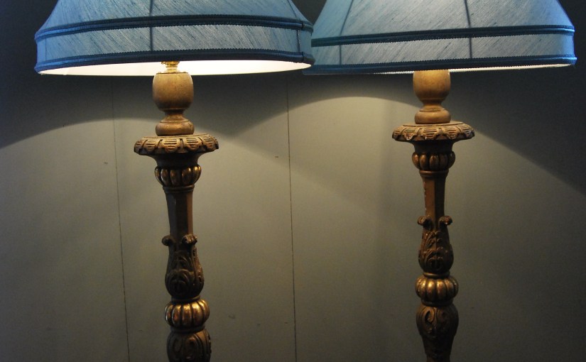 Pair of early 20th Century Ornate Giltwood Lamps,&nbsp;£435
