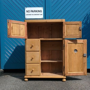 1930’s Solid Pine Pantry Cupboard w/ Draws 